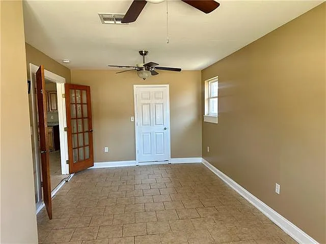 7505 Shorewood Blvd — Photo 7