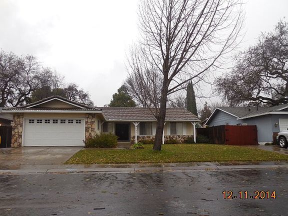 3rd image of 3121 Deerfield Ct