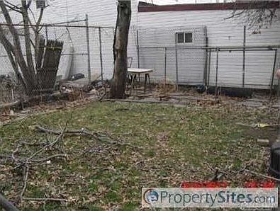 2nd image of 644 Glenmore Ave