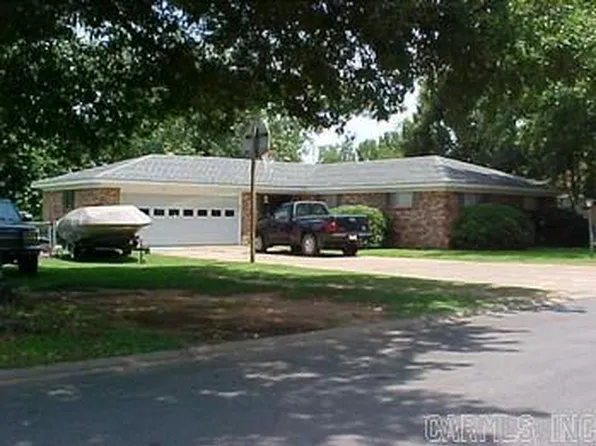 202 N 25th St, Ozark, AR 72949