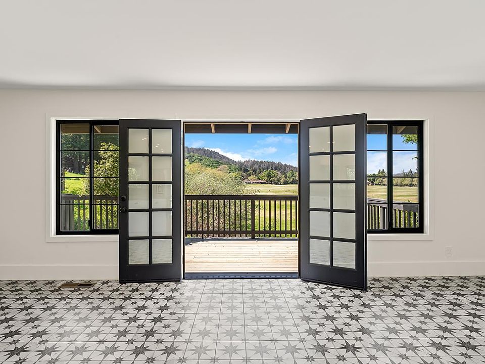 1st image of 549 Catherine Court