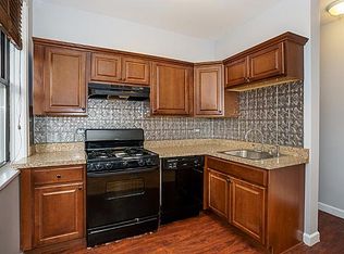 1104 W Dickens Ave #1, Chicago, IL 60614