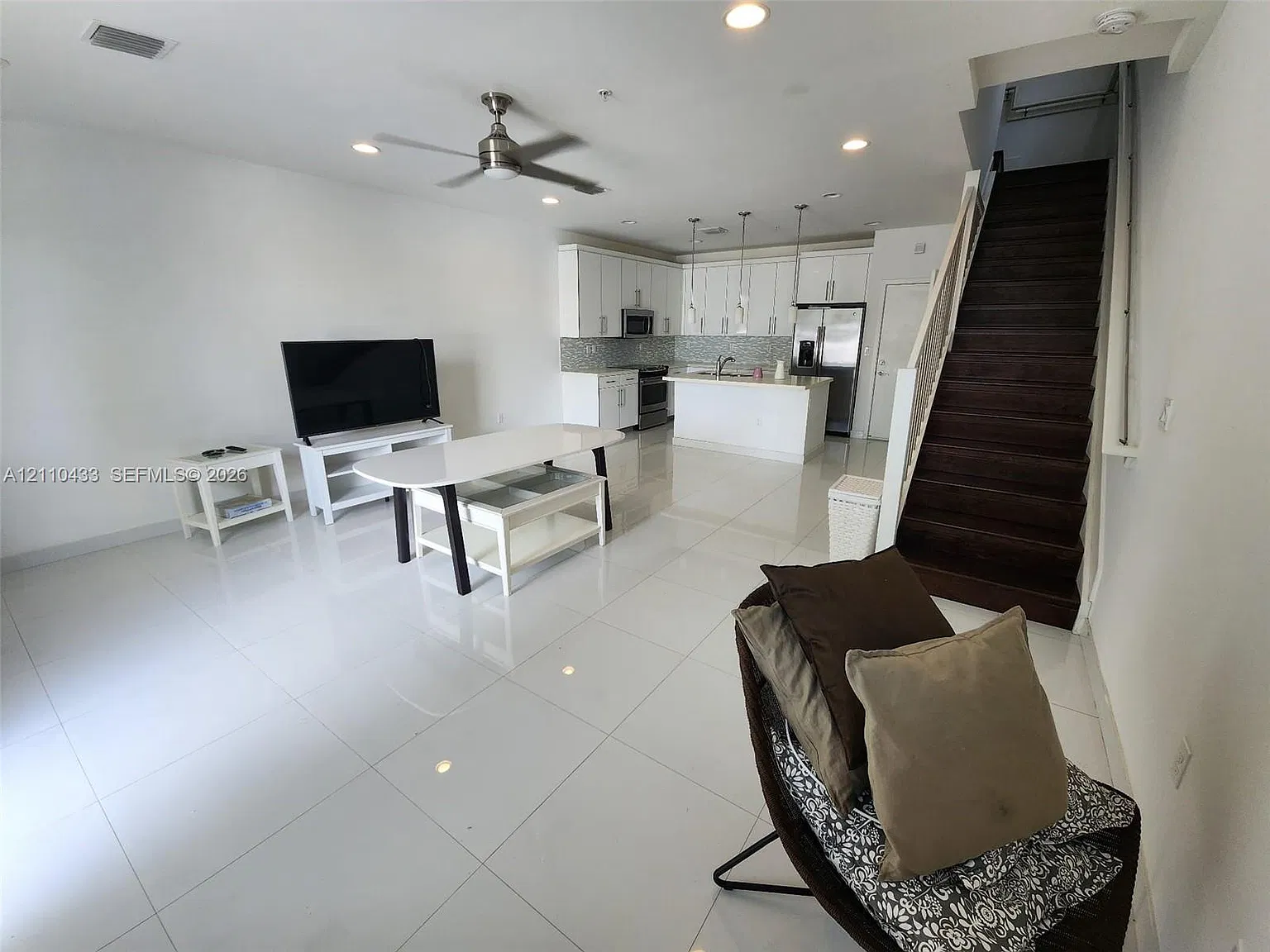 Weitzer Aventura Place Co — Photo 1