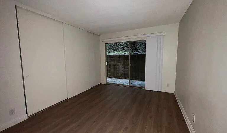 1625 Raymond Hill Rd #5 — Photo 6