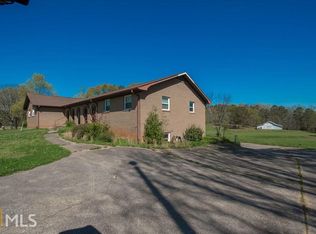 1083 Hillview Rd, Hampton, GA 30228