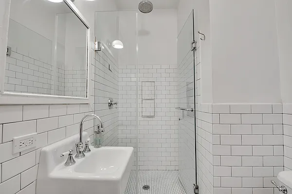 Sold by Compass | media 26