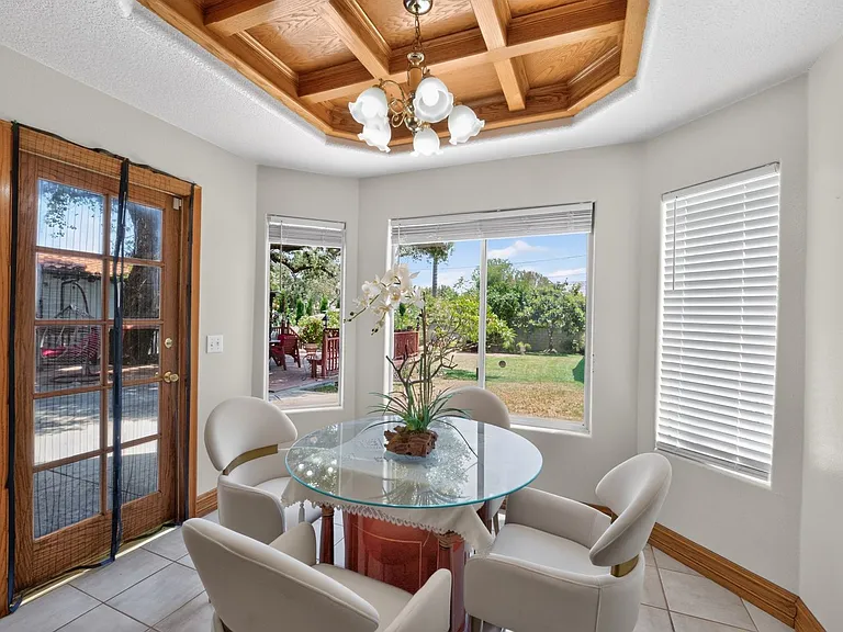 482 W Palm Dr — Photo 17