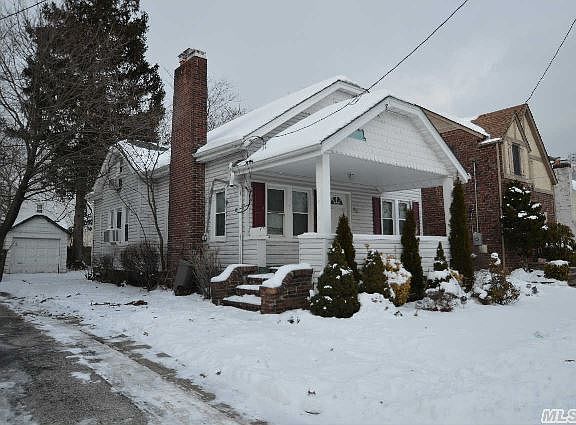 3rd image of 28 Driving Park Ave