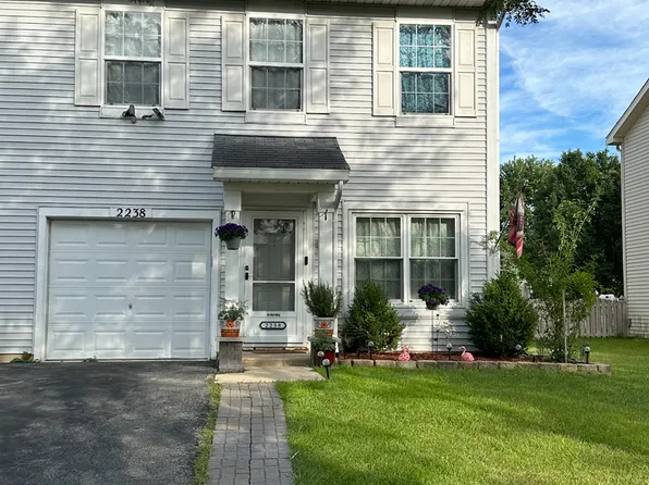 2238 Margaret Dr, Montgomery, IL 60538