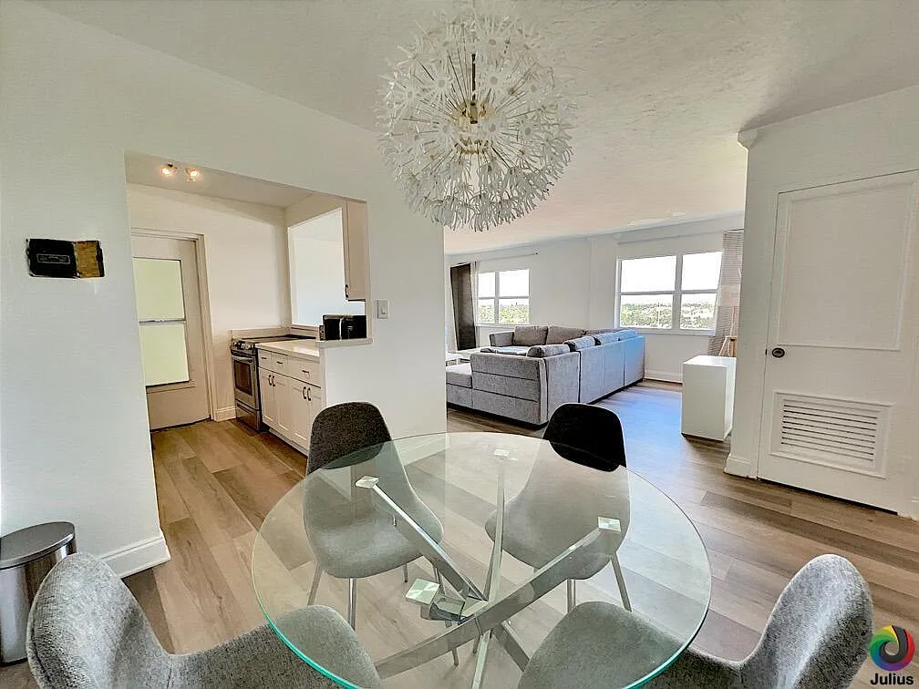 Horizon House — Photo 3