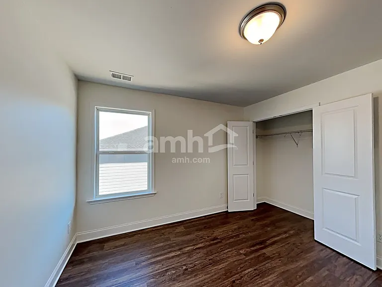 7072 Creeksong Dr — Photo 31