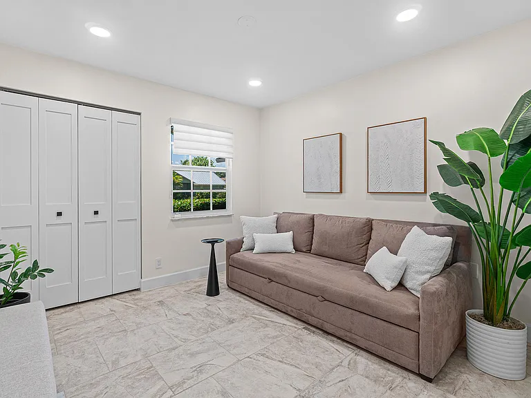 1401 Hummingbird Dr — Photo 22