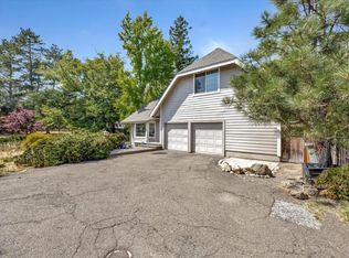 5911 Anson Dr, Santa Rosa, CA 95409