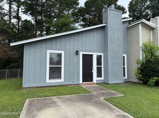 212 Tamarack Ct, Jacksonville, NC 28546