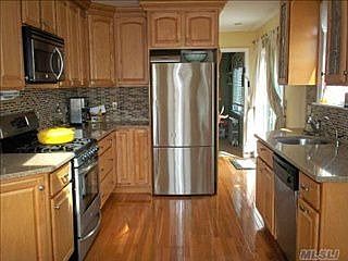 5th image of 2641 Hewlett Ln