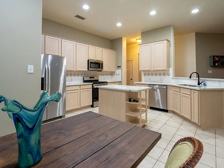 175 N Wimberly Way — Photo 14