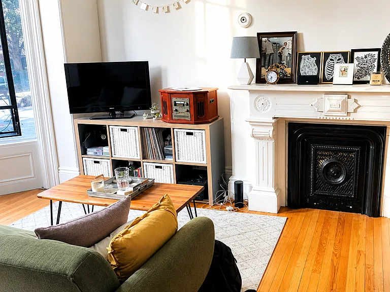 556 Columbus Ave #1 — Photo 2