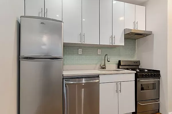 Rented by Dalan Rentals | media 26