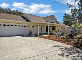 16226 Firethorne Rd, Hidden Valley Lake, CA 95467