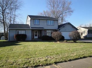 662 Bram Hall Dr, Rochester, NY 14626