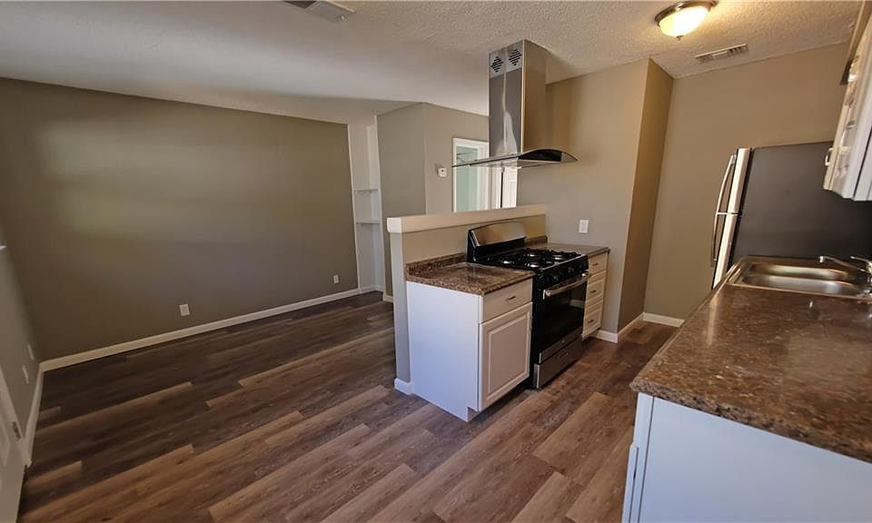1st image of 6508 Hickman Ave APT 102