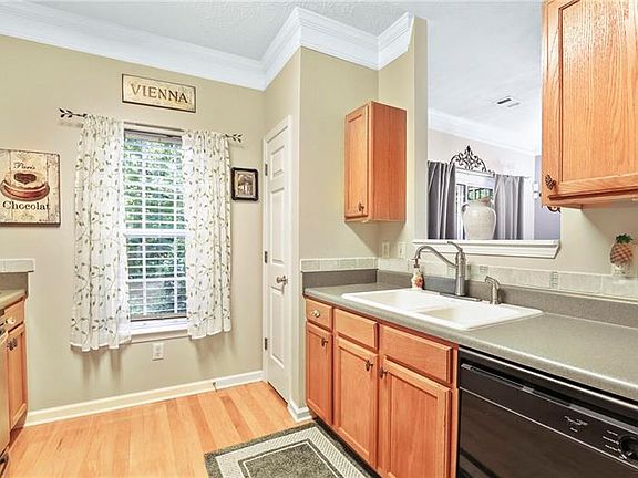 5th image of 1559 River Main Ct