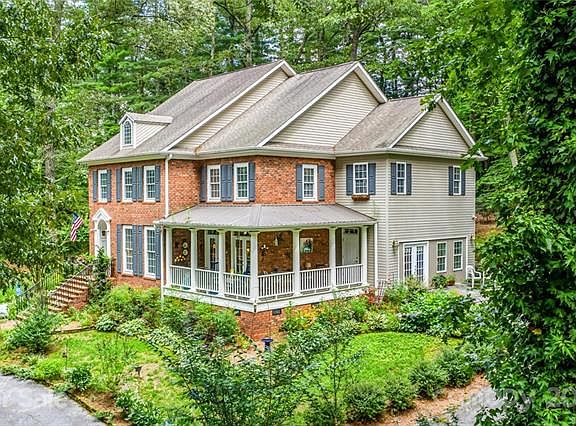 2nd image of 217 Covington Cove Ln