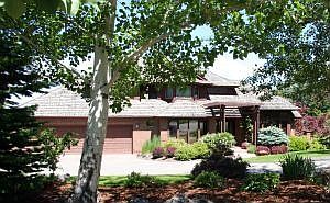 1st image of 3203 E Crestwood Ct