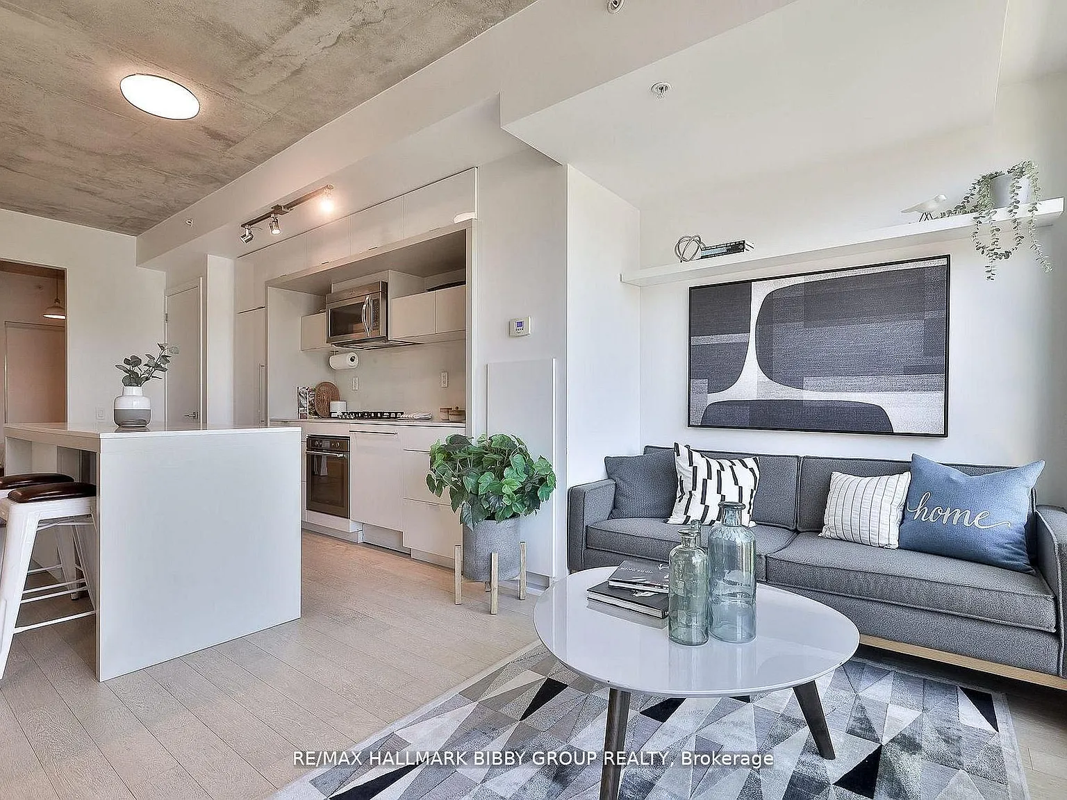 2 bed, $2,900 — Photo 3
