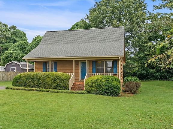 2nd image of 318 W Dalton Rd