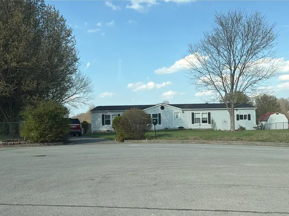 1210 Duchess Ct, Gray, TN 37615