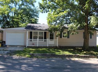 1314 Oak St, Highland, IL 62249