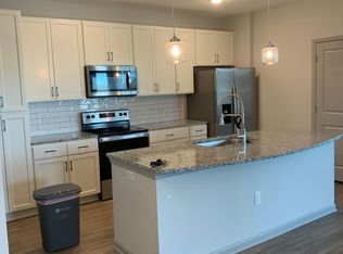 302-5123 Mina Cir #302, Fort Myers, FL 33905