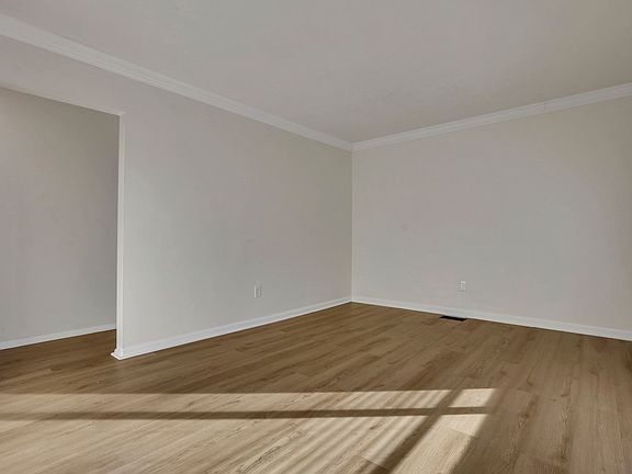 2nd image of 1800 E Maynard Ave