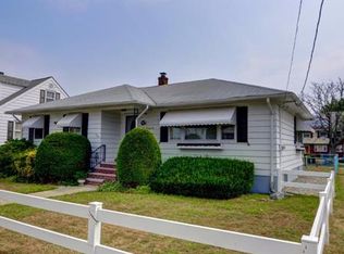 696 Penn St, Perth Amboy, NJ 08861