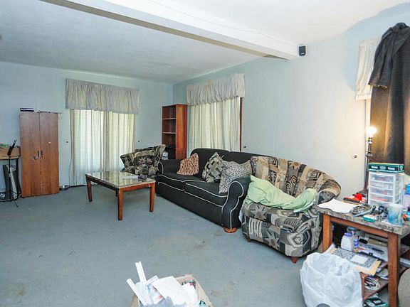 571 Jackson Ct-103