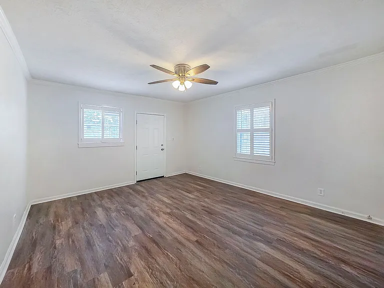 1111 Lawton Pl SW #A — Photo 7