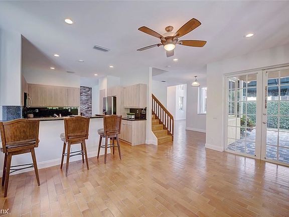 4CF375D0-A734-42FB-8D5A-A6792774A8A9