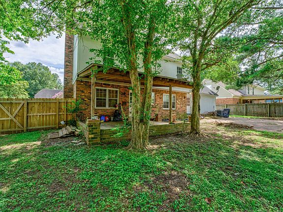 3rd image of 2834 Lanthorn Dr