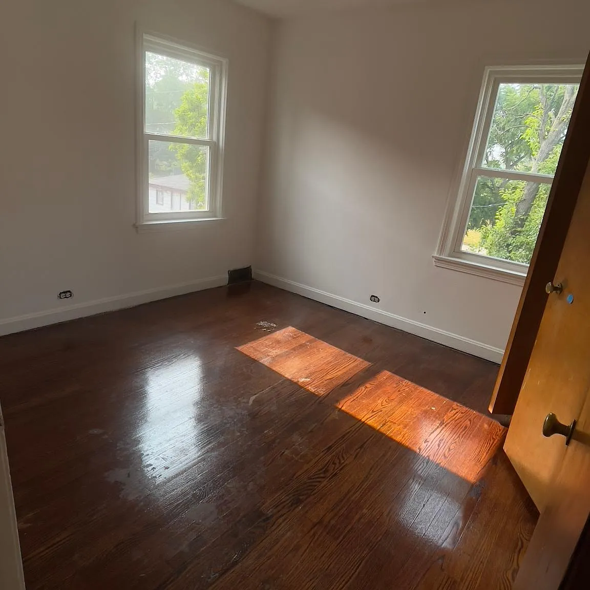 3301 Jackson St — Photo 3