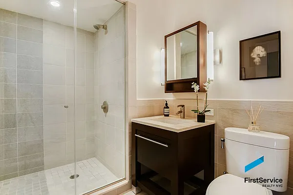 Sold by FirstService Realty (legacy) | media 20