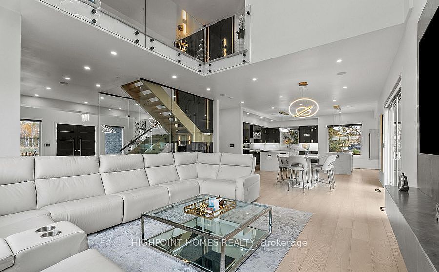 1st image of 5321 Old Brock Rd