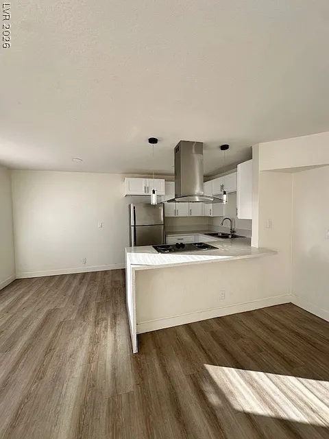 2 bed, 1.0 bath, 3290 sqft, $1,400 — Photo 3