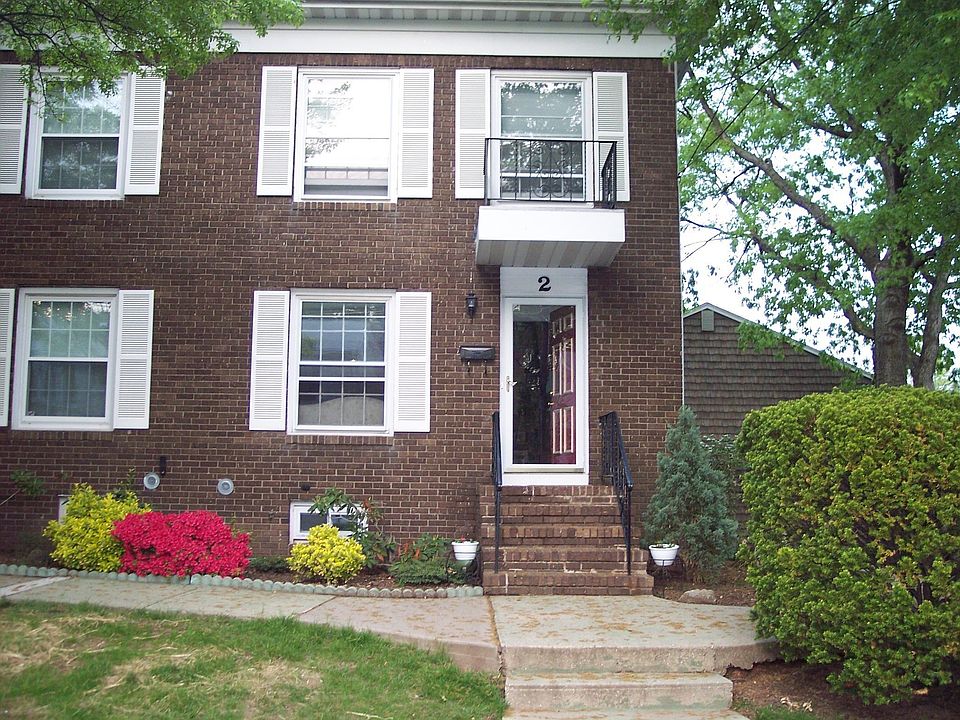 2 Bell Ave (front)