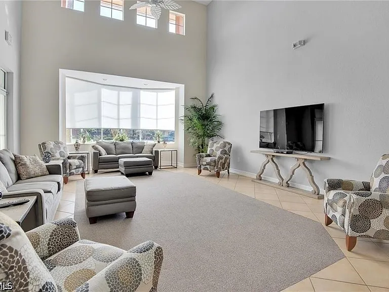 6360 Aragon Way #206 — Photo 5