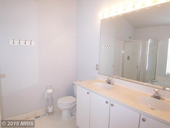 En Suite Deluxe Master Bath