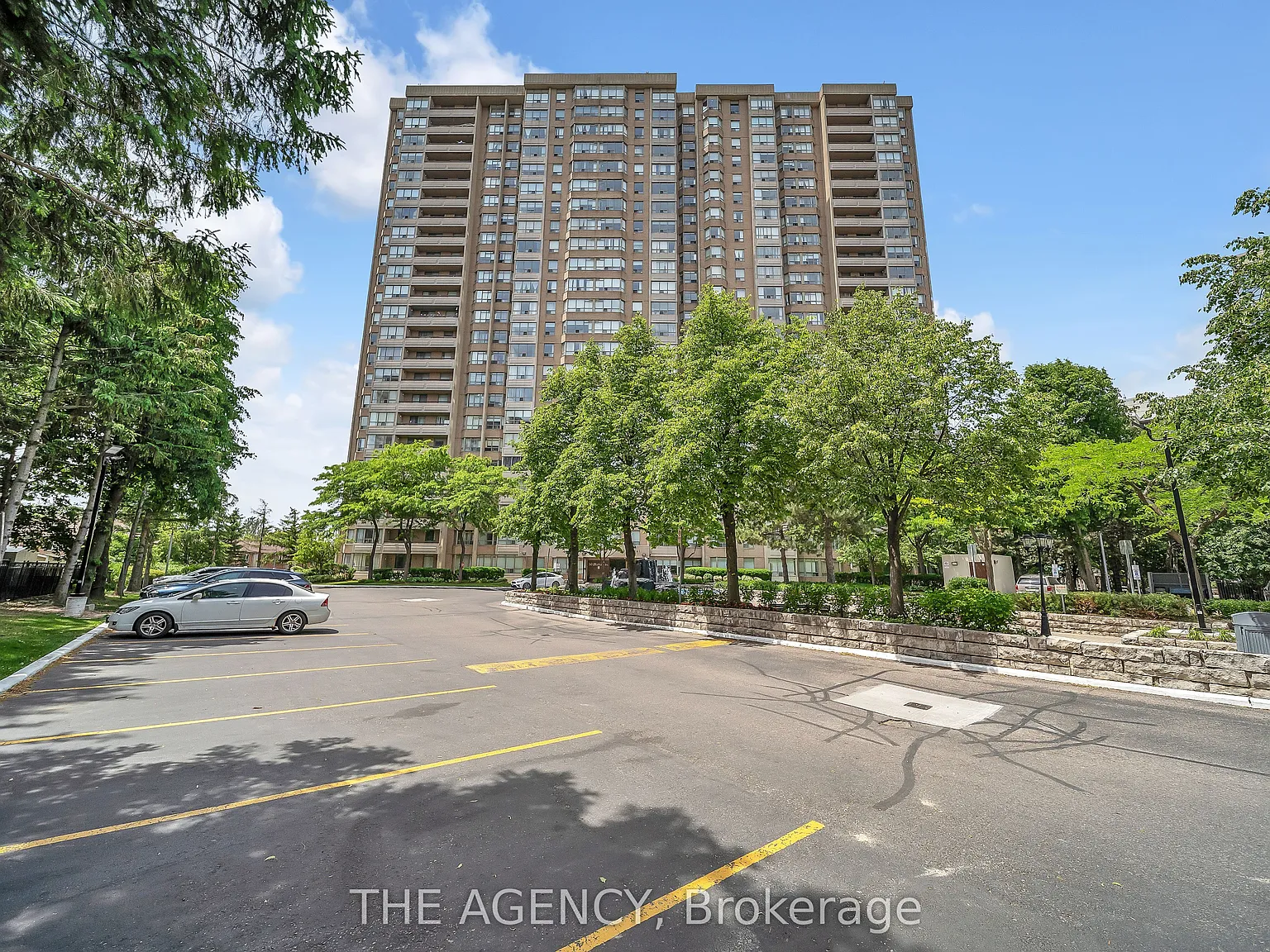 3 bed, $2,800 — Photo 2