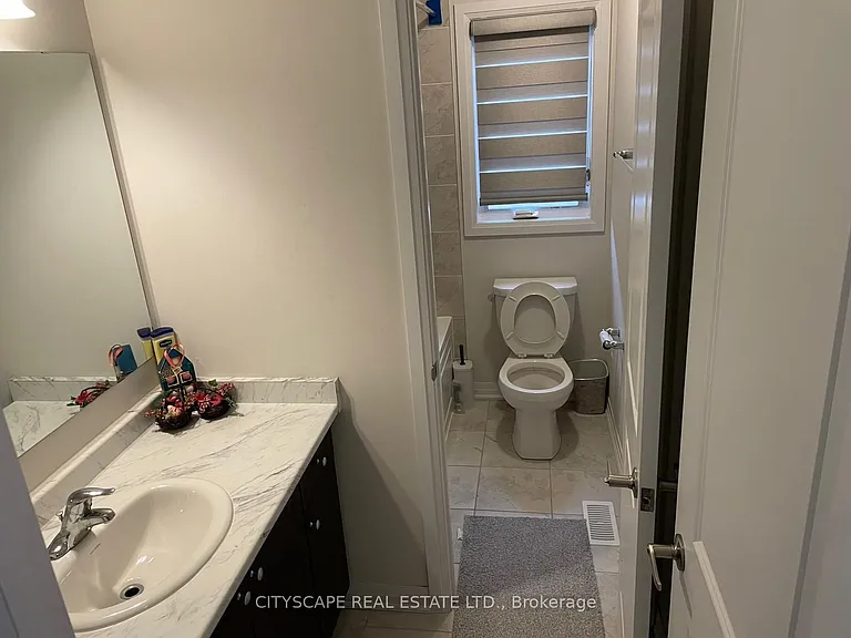 86 Gibson St — Photo 7