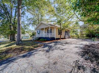 18 3rd St, Inman, SC 29349