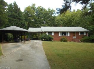 615 Rosann Dr, Winston Salem, NC 27107